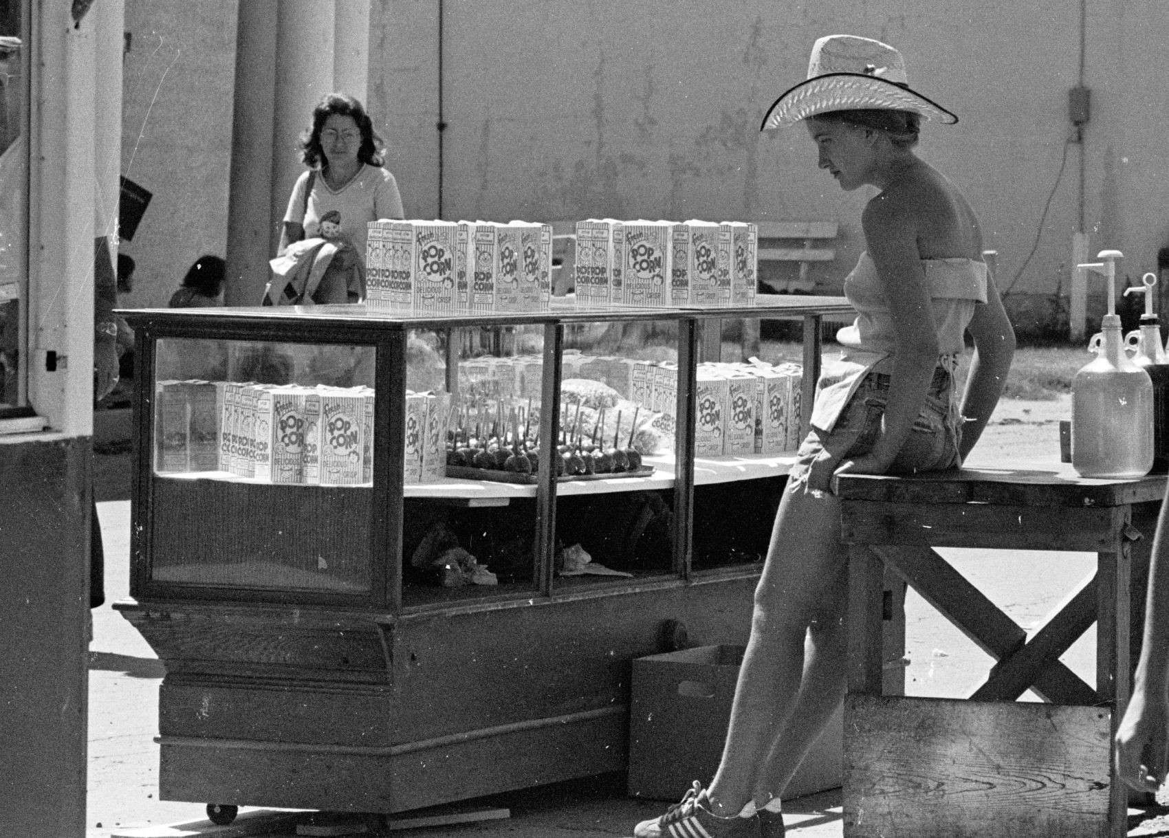 Popcorn vendor, 1976